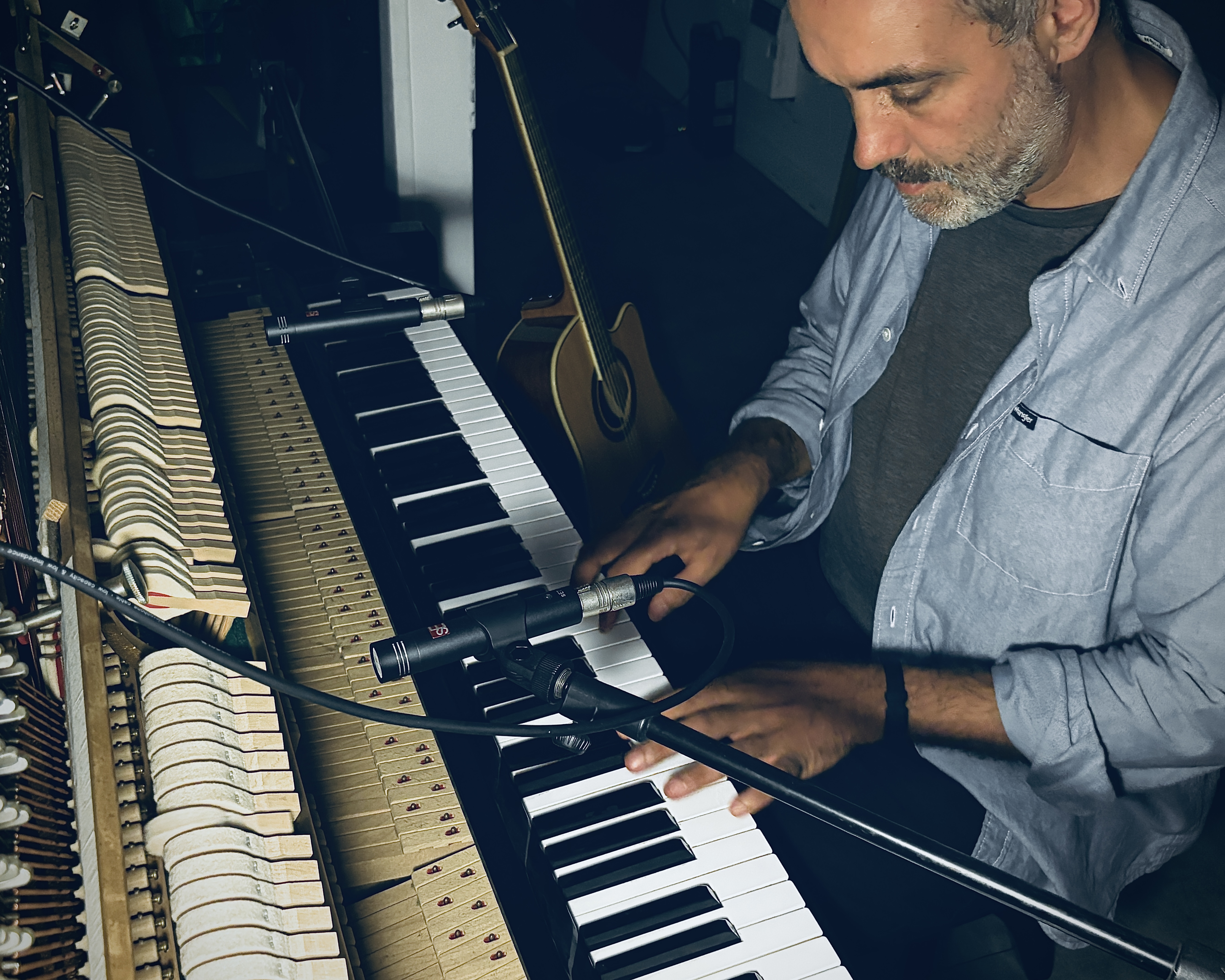 ColonneSonore.Net Vitto PIANO SALOON OFFICIAL