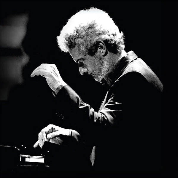 foto nicola piovani bianco nero