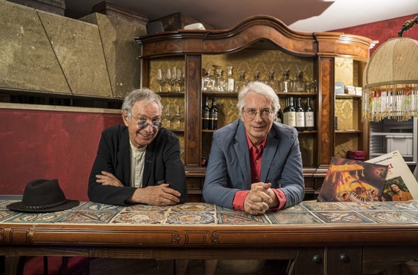 foto oliver onions oggi