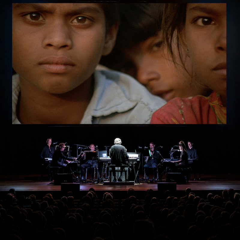foto powaqqatsi philip glass concerto roma