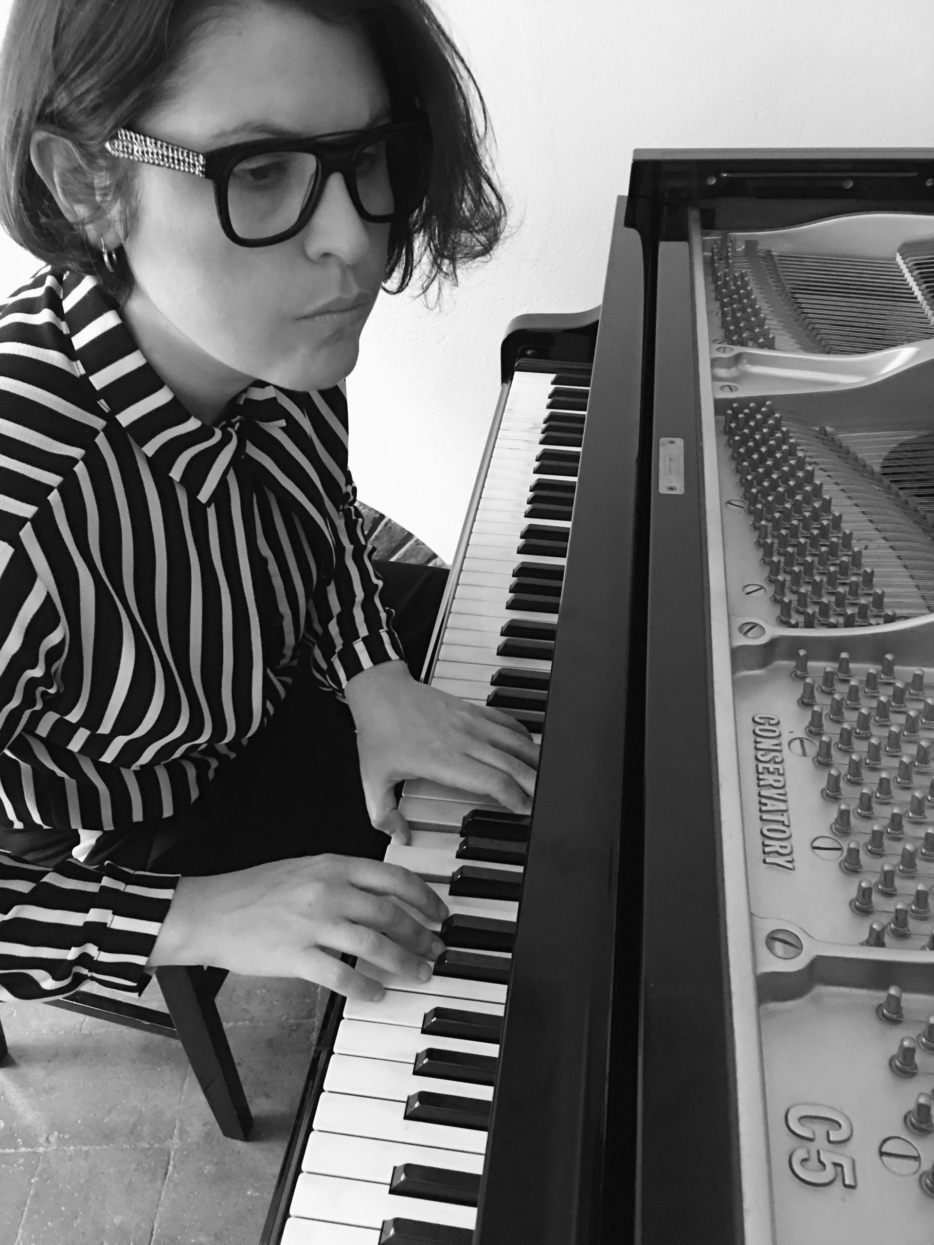 foto virginia guastella piano