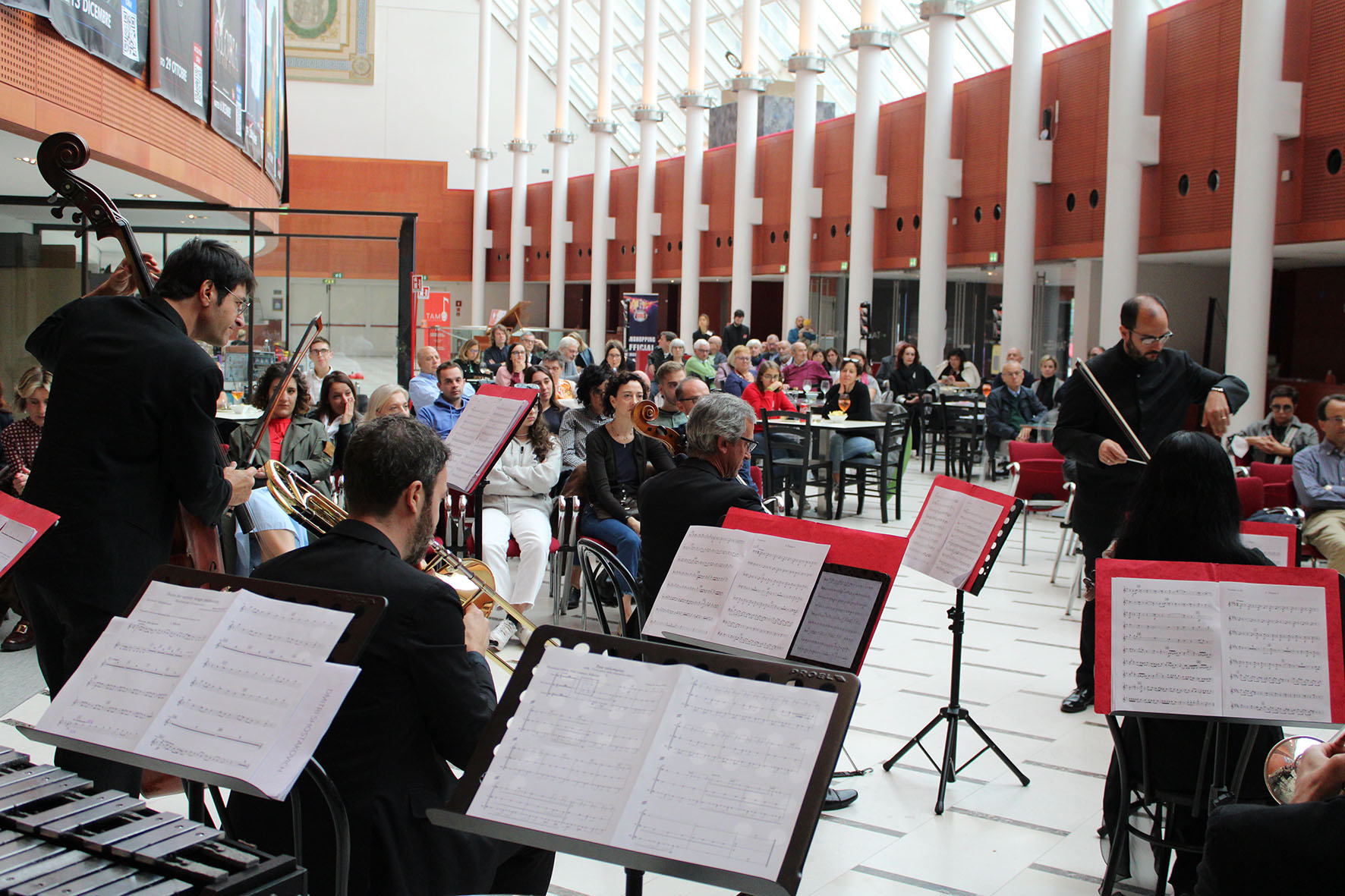 foto orchestra filarmonica italiana new